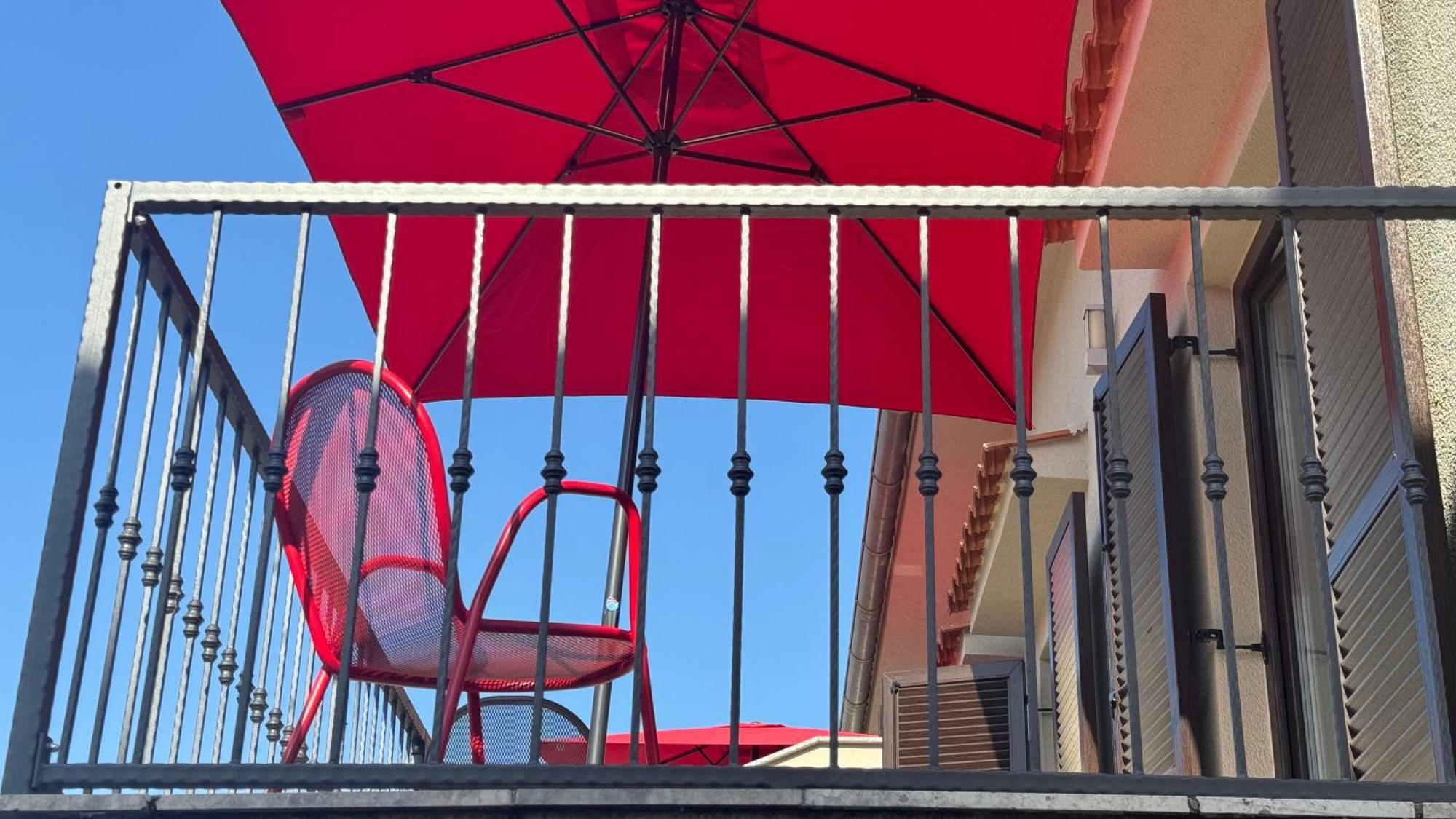 Apartments Ein Haus In Der Sonne マリンスカ エクステリア 写真